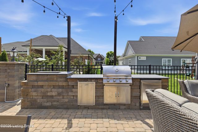 6368 Clore Ln, Crestwood, KY 40014