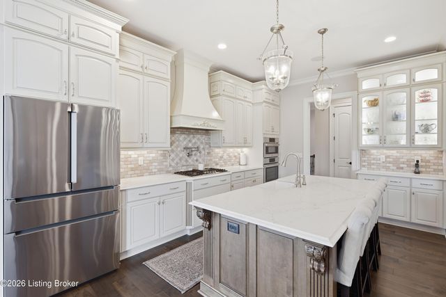 6368 Clore Ln, Crestwood, KY 40014