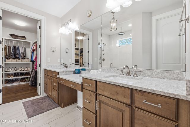 6368 Clore Ln, Crestwood, KY 40014