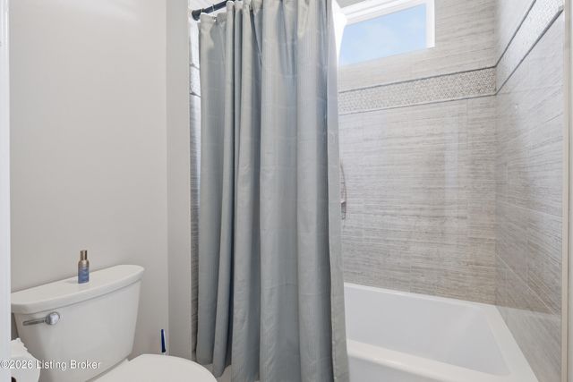 6368 Clore Ln, Crestwood, KY 40014