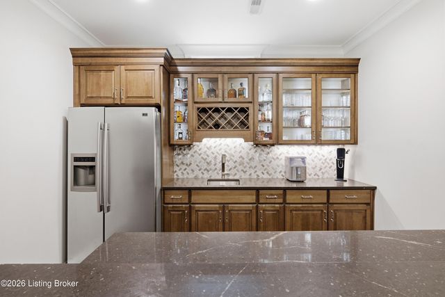 6368 Clore Ln, Crestwood, KY 40014