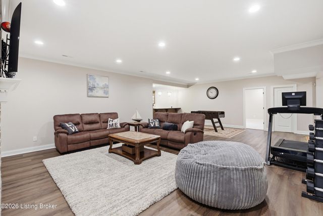 6368 Clore Ln, Crestwood, KY 40014