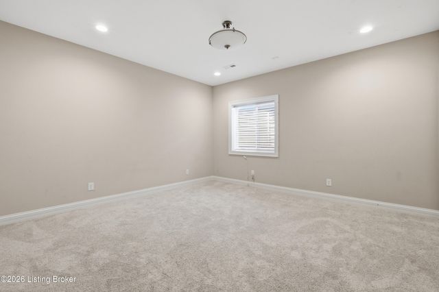 6368 Clore Ln, Crestwood, KY 40014