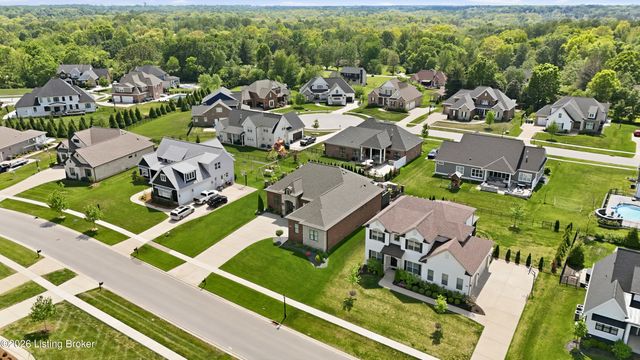 6368 Clore Ln, Crestwood, KY 40014