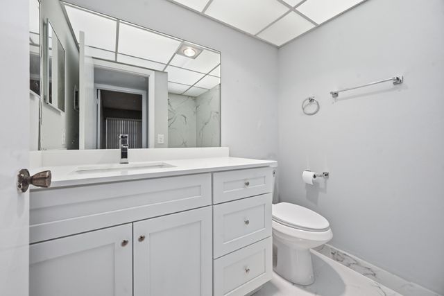 422 Burgundy I, Delray Beach, FL 33484