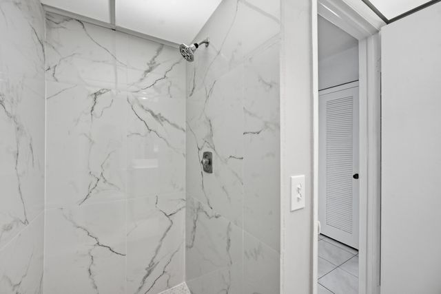 422 Burgundy I, Delray Beach, FL 33484