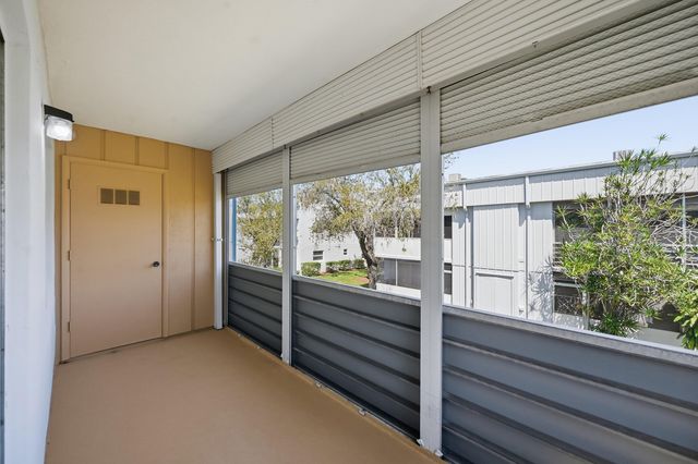 422 Burgundy I, Delray Beach, FL 33484