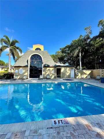 10101 SAILWINDS BOULEVARD S 203, Largo, FL 33773