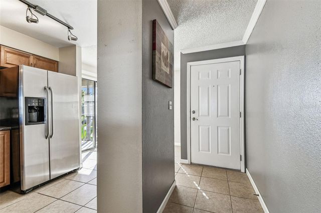 10101 SAILWINDS BOULEVARD S 203, Largo, FL 33773