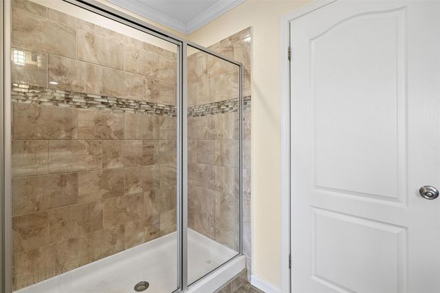 418 Lenora DR, Taylor, TX 76574