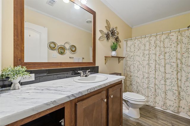 418 Lenora DR, Taylor, TX 76574