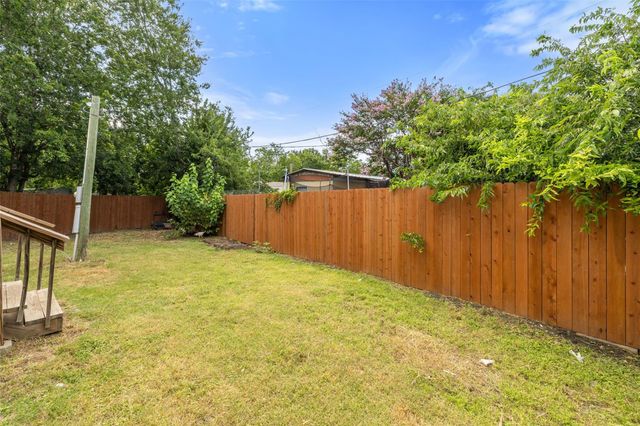 418 Lenora DR, Taylor, TX 76574