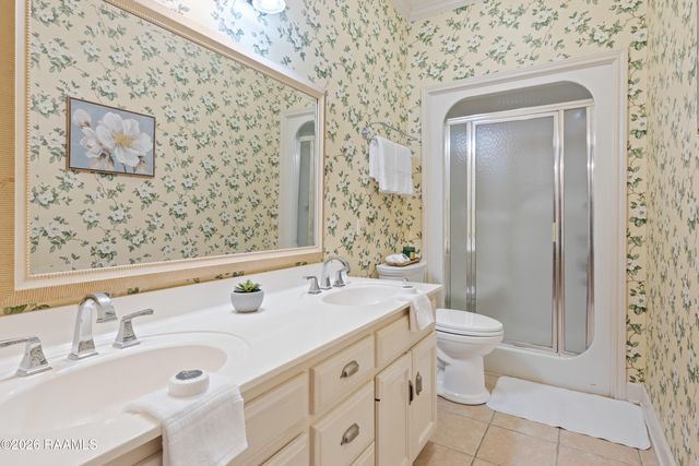 414 Wildwood Drive, New Iberia, LA 70560