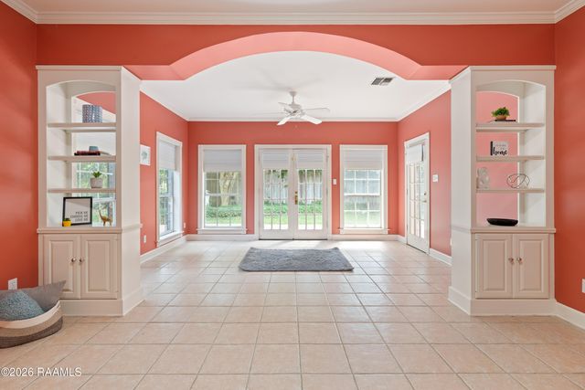 414 Wildwood Drive, New Iberia, LA 70560
