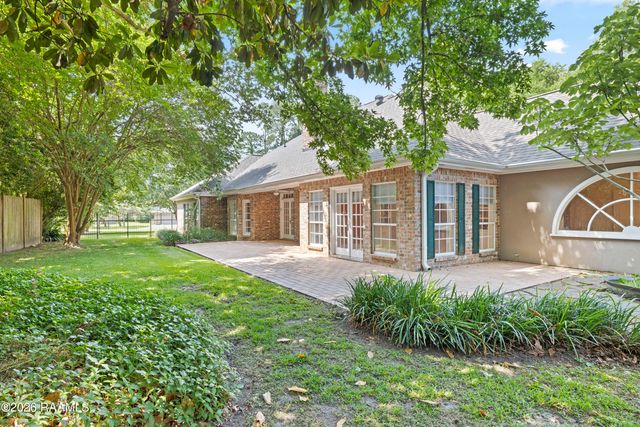 414 Wildwood Drive, New Iberia, LA 70560