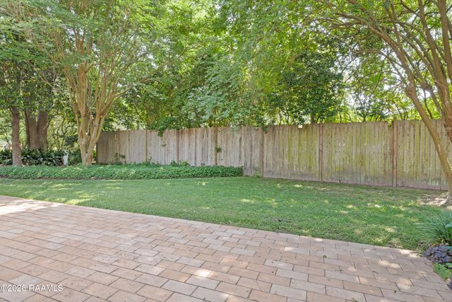 414 Wildwood Drive, New Iberia, LA 70560