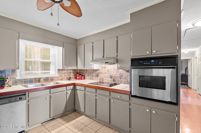 4240 Whichard Road Road, Greenville, NC 27834