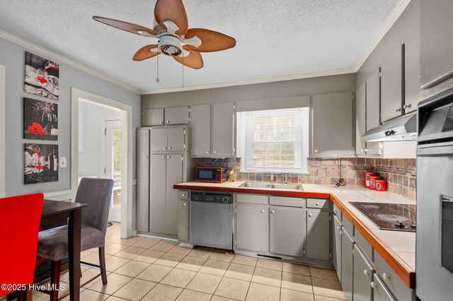 4240 Whichard Road Road, Greenville, NC 27834