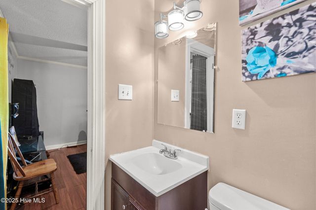 4240 Whichard Road Road, Greenville, NC 27834
