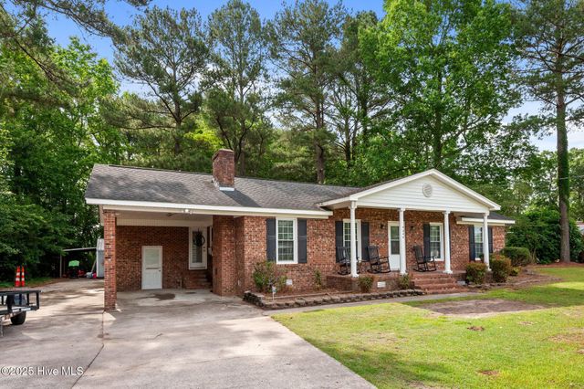 4240 Whichard Road Road, Greenville, NC 27834