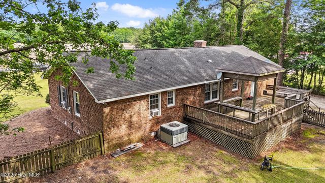 4240 Whichard Road Road, Greenville, NC 27834