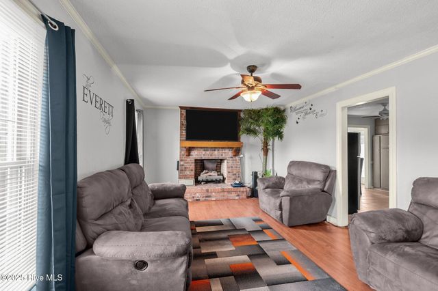 4240 Whichard Road Road, Greenville, NC 27834