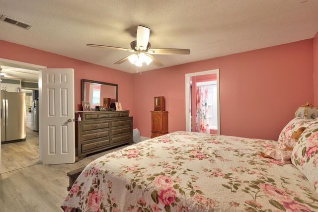 554 Green River Rd., Gaffney, SC 29341
