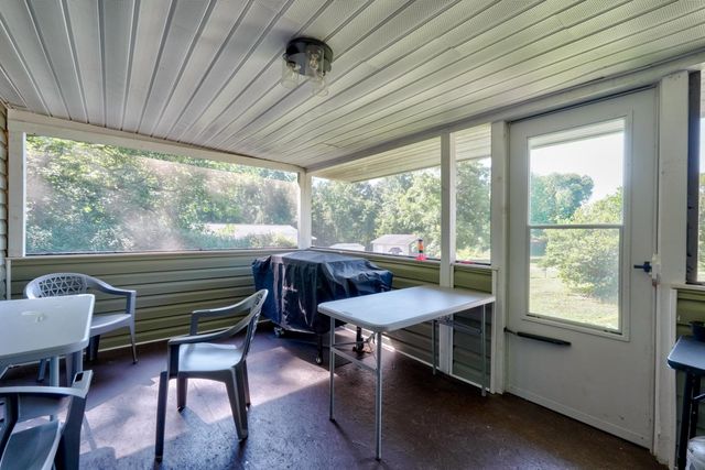 554 Green River Rd., Gaffney, SC 29341