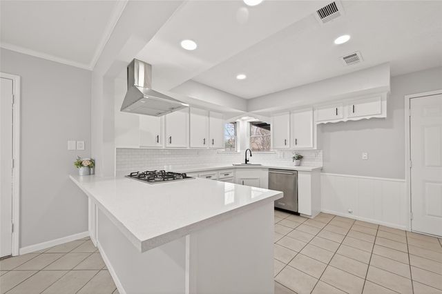 21710 Rotherham Drive, Spring, TX 77388