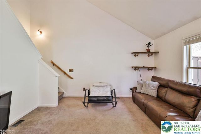 1949 Bushkill Drive, Forks Twp, PA 18040