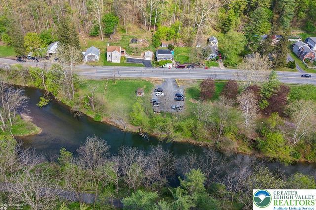 1949 Bushkill Drive, Forks Twp, PA 18040
