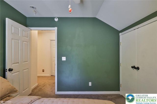 1949 Bushkill Drive, Forks Twp, PA 18040