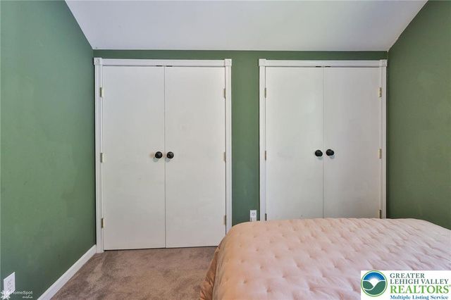 1949 Bushkill Drive, Forks Twp, PA 18040