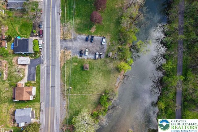 1949 Bushkill Drive, Forks Twp, PA 18040
