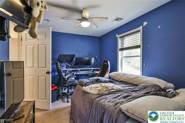 1949 Bushkill Drive, Forks Twp, PA 18040