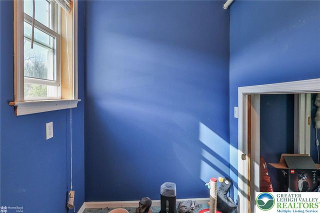 1949 Bushkill Drive, Forks Twp, PA 18040