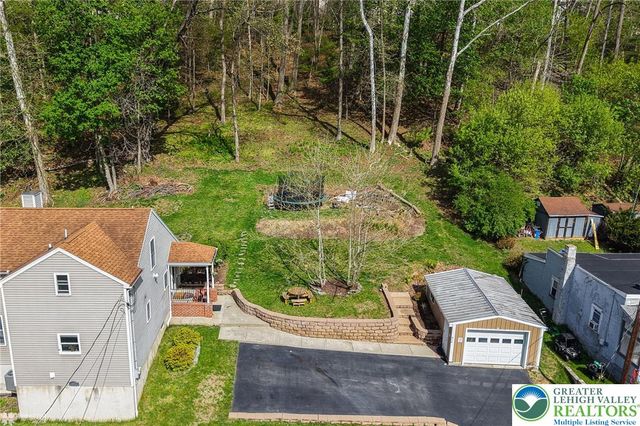 1949 Bushkill Drive, Forks Twp, PA 18040