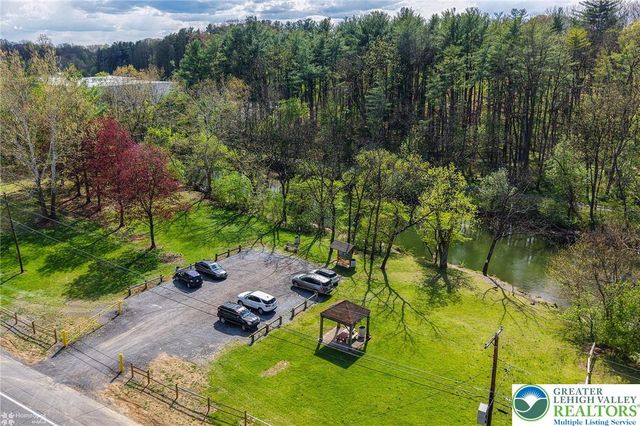 1949 Bushkill Drive, Forks Twp, PA 18040