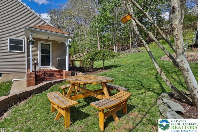 1949 Bushkill Drive, Forks Twp, PA 18040