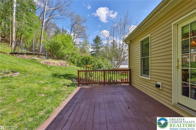 1949 Bushkill Drive, Forks Twp, PA 18040