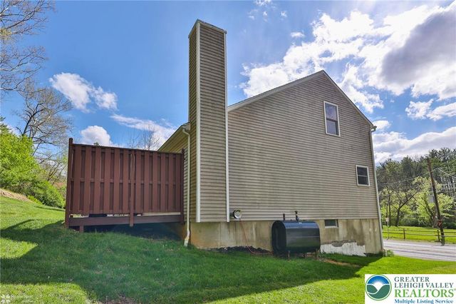 1949 Bushkill Drive, Forks Twp, PA 18040