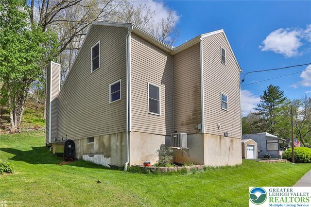 1949 Bushkill Drive, Forks Twp, PA 18040