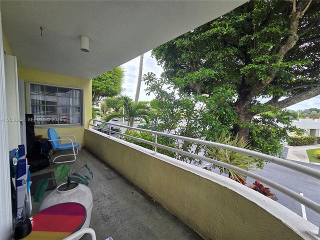 10795 SW 108th Ave 201, Miami, FL 33176