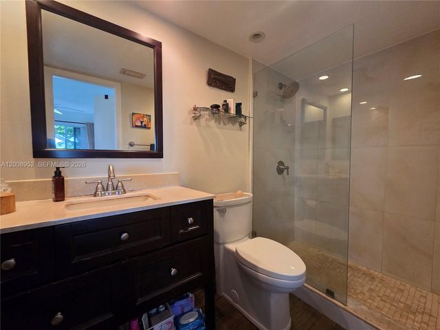 10795 SW 108th Ave 201, Miami, FL 33176