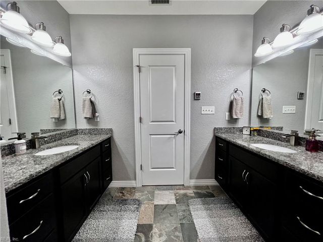 2228 Martlet LN, Virginia Beach, VA 23456