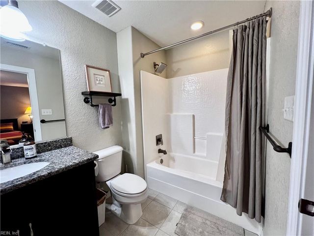 2228 Martlet LN, Virginia Beach, VA 23456
