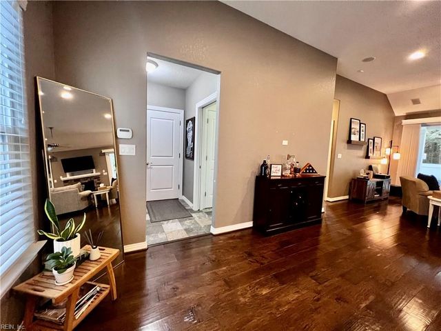 2228 Martlet LN, Virginia Beach, VA 23456