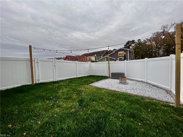 2228 Martlet LN, Virginia Beach, VA 23456