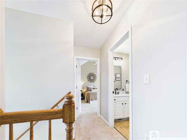 5890 Pinehurst Court, Hamburg, NY 14085