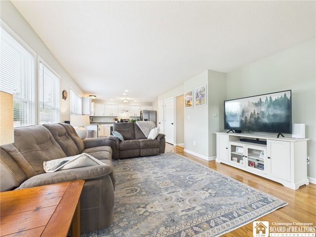 5890 Pinehurst Court, Hamburg, NY 14085